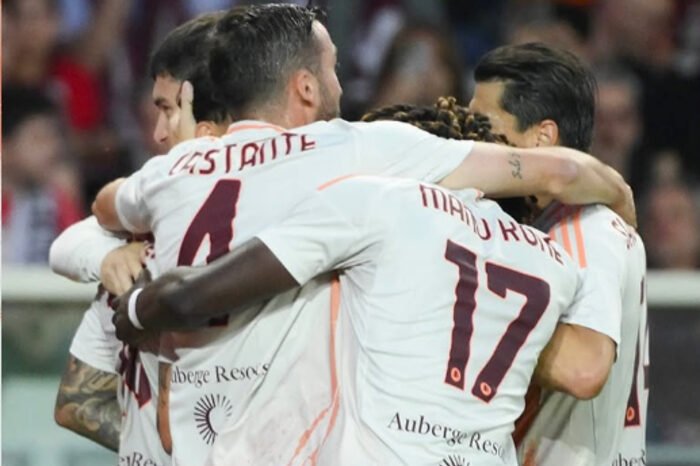 AS Roma bungkam Torino 2-0 di laga pamungkas, namun gagal ke Liga Champions karena Juventus menang atas Venezia.