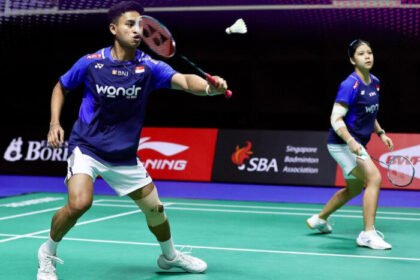 Jafar/Felisha tampil penuh semangat namun harus mengakui keunggulan wakil China di perempat final Singapore Open 2025.