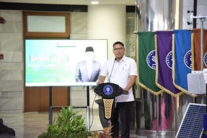 Wakil Menteri Pertanian (Wamentan) RI, Sudaryono, bersama Rektor Institut Pertanian Bogor (IPB), Prof. Arif Satria, resmi meluncurkan benih padi varietas unggul baru (VUB) hasil riset IPB University di Kampus Dramaga, Bogor, Rabu (14/5/2025).