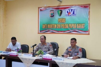 Tim DVI Polda Papua Barat berhasil mengidentifikasi lima korban banjir bandang Pegunungan Arfak, yang jenazahnya ditemukan di titik longsor Kampung Jim, Distrik Catubouw.