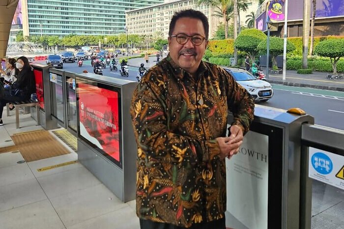 Wakil Gubernur DKI Jakarta, Rano Karno, mengungkapkan besarnya anggaran produksi film animasi Jumbo yang disebut mencapai Rp70 miliar dan telah ditonton hampir 8 juta orang.