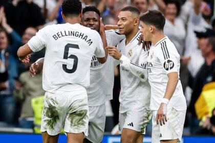 Real Madrid rebut kemenangan dramatis 3-2 atas Celta Vigo di pekan 34 Liga Spanyol 2024-2025, Kylian Mbappe cetak brace dan kokoh sebagai top skor.