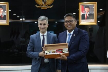 Pemerintah Indonesia menyambut baik ketertarikan Argentina untuk berinvestasi di sektor pertanian, yang dianggap sebagai salah satu pilar utama pertumbuhan ekonomi nasional.