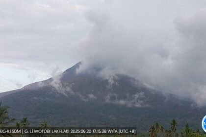 Gunung Lewotobi Laki-Laki hari ini, Jumat 20 Juni 20225 (Dokk. PVMBG)