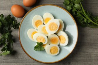 Ilustrasi telur rebus (Dok. Freepik)