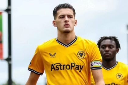 Justin Hubner Resmi Tinggalkan Wolves U-21