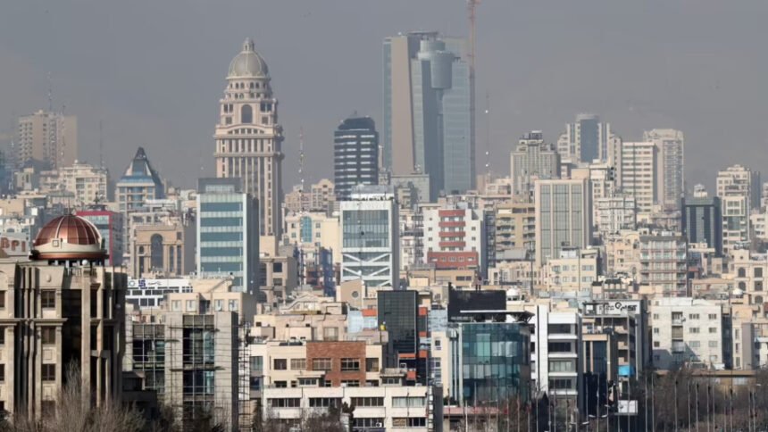 KBRI Teheran Tetapkan Status Siaga 2, Siapkan Perlindungan untuk 383 WNI di Iran