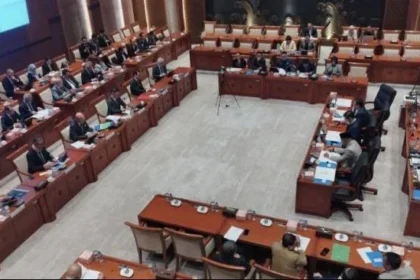 Kemlu Bentuk Tim Khusus Evakuasi WNI di Timur Tengah