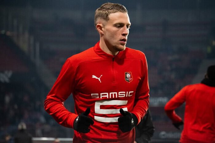 Adrien Truffert resmi bergabung ke Bournemouth dari Stade Rennais, menggantikan Milos Kerkez yang hijrah ke Liverpool.