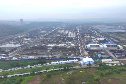 Anggota Komisi XI DPR RI Puteri Komarudin mendukung proyek ekosistem baterai kendaraan listrik di Karawang sebagai peluang strategis untuk percepatan ekonomi daerah dan penyerapan tenaga kerja lokal.