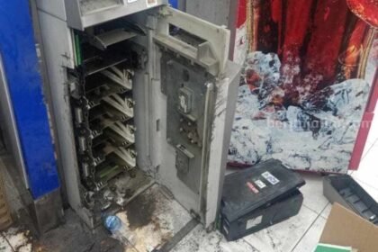 Maling Bobol Mesin ATM Minimarket di Pasir Putih Sawangan Depok