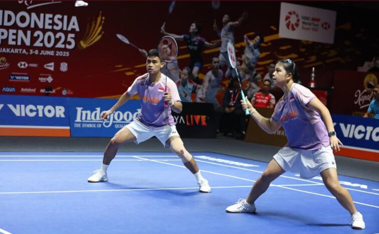 Pasangan Jafar Hidayatullah/Felisha Alberta Nathaniel Pasaribu, kalahkan wakil Malaysia, Wong Tien Ci/Lim Chiew Sien, lewat kemenangan dua gim langsung dengan skor 11-21 dan 16-21.