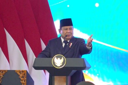 Momen suara Presiden Prabowo bergetar saat pidato di Hadapan para hakim.