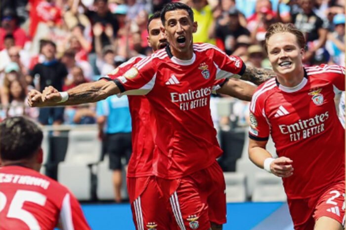 Benfica rayakan kemenangan dramatis atas Bayern Munchen yang membawa mereka ke babak 16 besar Piala Dunia Antarklub 2025.