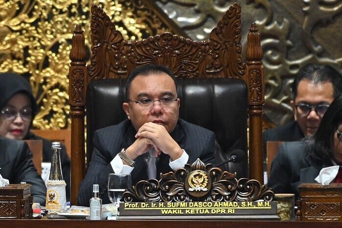 Wakil Ketua DPR RI, Sufmi Dasco Ahmad, merespons putusan MK tentang penghapusan presidential threshold dalam UU Pemilu.