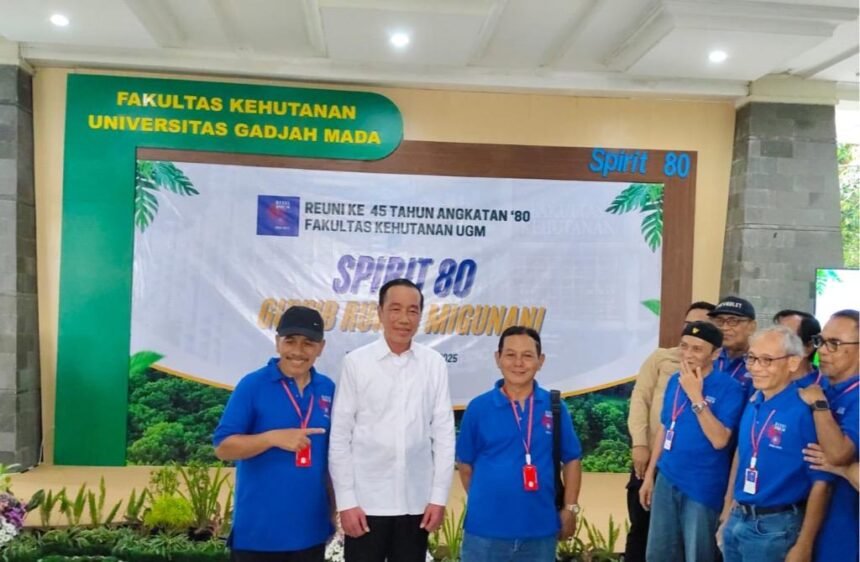 Hadiri Reuni UGM, Jokowi Curhat Soal Polemik Ijazah Palsu dan KKN