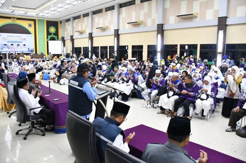 Jemaah haji Kloter 19 Debarkasi Palembang (Dok. Kemenag Sumsel)
