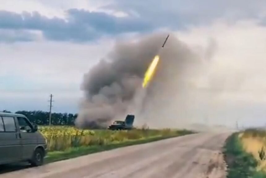 Kemlu Pastikan Tidak Ada WNI Jadi Korban Bentrokan Bersenjata Kamboja-Thailand