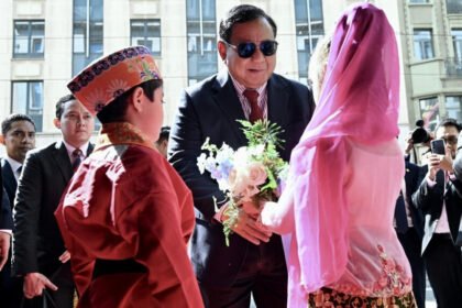 Momen Presiden Prabowo Subianto disambut hangat oleh para diaspora Indonesia di Brussel, Belgia (Dok. Sekretariat Presiden)