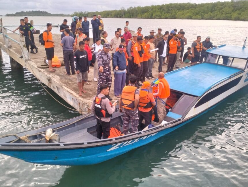 TNI AL  Tuntaskan Pencarian Korban Kecelakaan Speed Boat di Mentawai