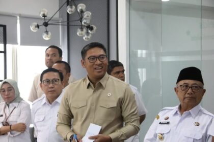 Wamentan Sudaryono Bongkar Strategi Indonesia Bebas Impor Susu dan Daging Lewat Pemanfaatan Limbah Kotoran Sapi