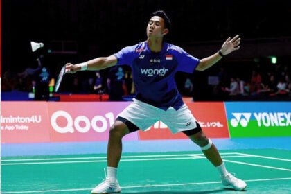 Alwi Farhan tersingkir setelah kalah dari wakil Prancis dalam babak 16 besar Japan Open 2025, Kamis (17/7).