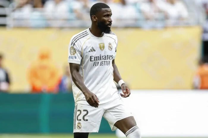Antonio Ruediger bersiap hadapi PSG dalam sesi latihan resmi Real Madrid di New Jersey, sehari jelang laga semifinal Piala Dunia Antarklub 2025.