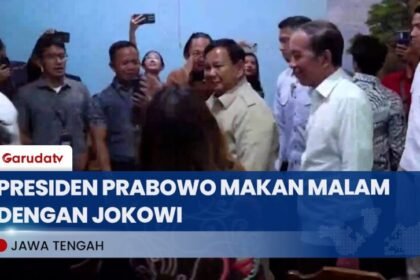 Presiden Prabowo dan Jokowi Ditemani Gibran, Makan Malam dengan Menu Sederhana
