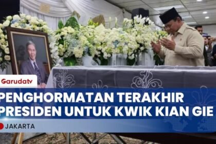 Presiden Prabowo Melayat Ke Rumah Duka Ekonom Menko Ekuin Kwik Kian Gie