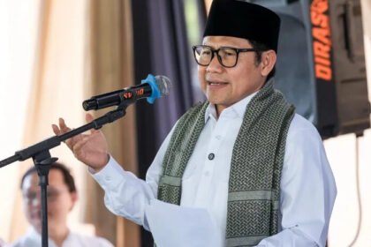 Menko PM Muhaimin Iskandar menegaskan pentingnya sinergi kementerian dalam memberdayakan masyarakat miskin. (Foto: Kemenko PM)