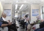Jumlah pengguna LRT Jabodebek melonjak signifikan hingga 13 juta pada semester pertama 2025, mencerminkan kepercayaan publik yang terus tumbuh.