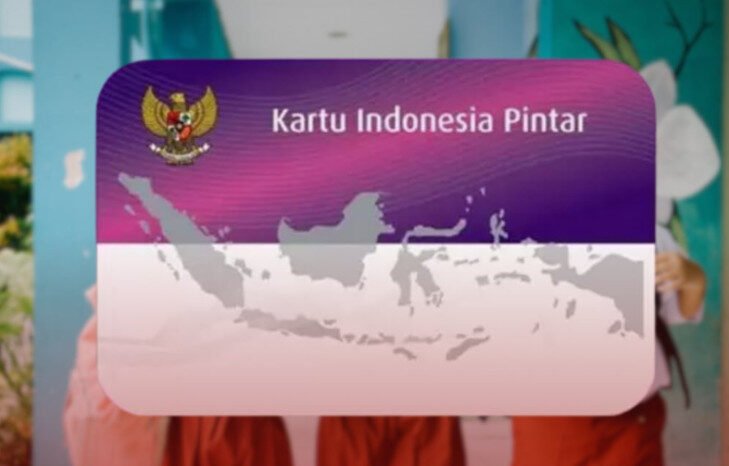 Siswa dari keluarga kurang mampu bisa cek status penerima PIP 2025 dan mencairkan bantuan pendidikan melalui ATM atau teller bank.