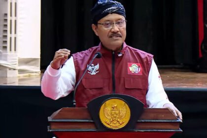 Menteri Sosial Saifullah Yusuf, pada pembukaan perdana 63 Sekolah Rakyat menjadi momentum bersejarah pendidikan inklusif bagi anak dari keluarga miskin dan miskin ekstrem.(Foto: tangkapan layar/Kemensos)