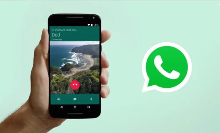 Menkomdigi Meutya Hafid bantah kabar pembatasan WhatsApp Call, tegaskan belum ada kebijakan seperti itu.