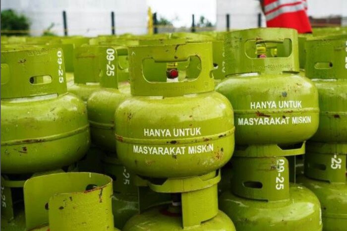 Pemerintah melalui Kementerian Energi dan Sumber Daya Mineral (ESDM) menegaskan bahwa keterlibatan Koperasi Desa Merah Putih (Kopdes) dalam penyaluran gas LPG 3 kg tidak akan memengaruhi kenaikan kuota subsidi.