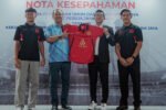 Presiden Persija, Mohammad Prapanca, ungkap rencana kedatangan delapan pemain baru dan peluncuran tim di Jakarta International Stadium.