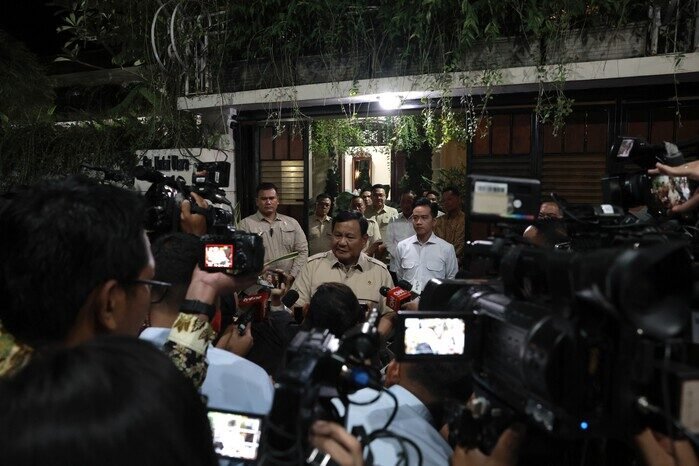 Presiden Prabowo Temui Jokowi, Ungkap Hasil Strategis Lawatan Diplomatik ke 5 Negara 2 Presiden Prabowo Temui Jokowi, Ungkap Hasil Strategis Lawatan Diplomatik ke 5 Negara