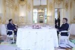Prabowo Subianto dijamu makan malam oleh Emmanuel Macron menandai eratnya hubungan diplomatik Indonesia-Prancis.