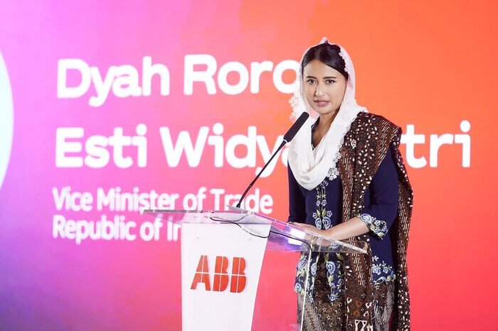 Wamen Perdagangan RI Dyah Roro Esti saat Uganda-Indonesia Business Forum di Jakarta, menekankan pentingnya ekspor minyak nabati, kaca, dan baja ke pasar Afrika.