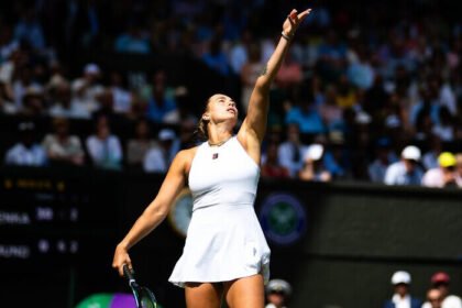 Aryna Sabalenka memastikan langkah ke semifinal Wimbledon 2025 usai kalahkan Laura Siegemund dalam pertarungan tiga set.