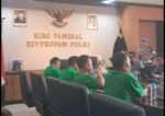 7 Anggota Brimob yang Melindas Ojol Jalani Pemeriksaan Secara Langsung