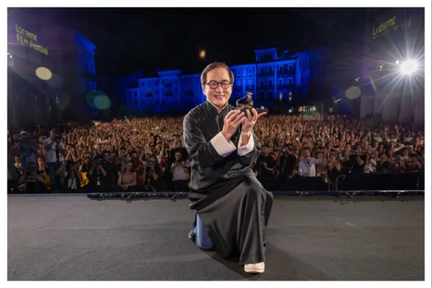 Jackie Chan Peragakan Ulang ‘Enter the Dragon’ di Locarno (Dok. Variety)