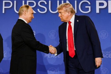 Presiden AS Donald Trump dan Presiden Rusia Vladimir Putin (Dok. Reuters)