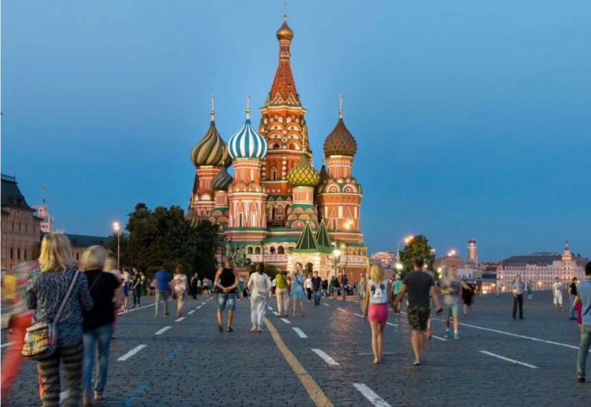 Sanksi Barat Gagal Lumpuhkan Ekonomi Rusia, Moskow Tetap Tangguh