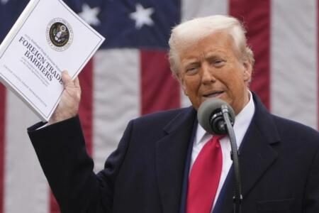 Trump Bakal Ubah Nama Pentagon Jadi Departemen Perang