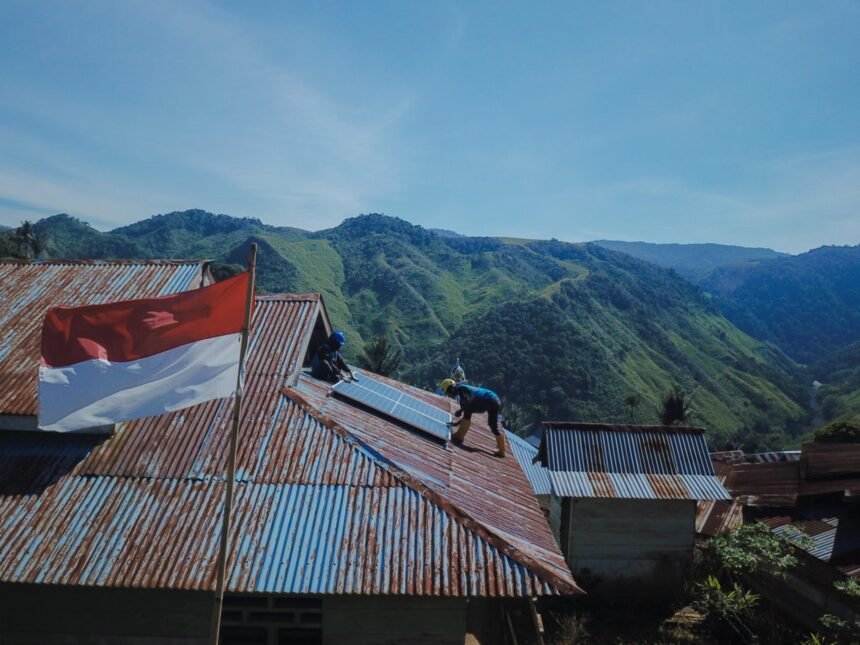 SuperSUN PLN, Kado Istimewa HUT RI untuk Kemerdekaan Energi di Kecamatan Seko Sulsel 2 SuperSUN
