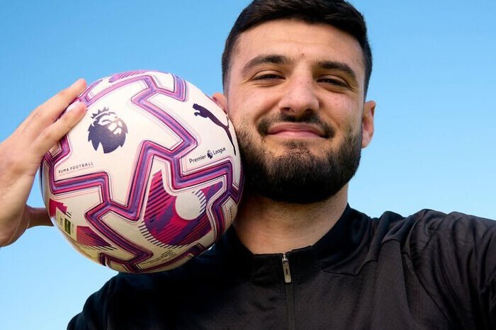 Armando Broja, lulusan akademi Chelsea, tinggalkan Stamford Bridge untuk dapatkan menit bermain di klub promosi Liga Inggris, Burnley.