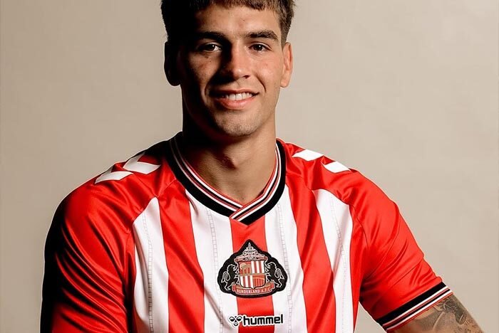 Marc Guiu resmi dipinjamkan Chelsea ke Sunderland demi mendapatkan menit bermain reguler di Liga Inggris musim 2025/2026.