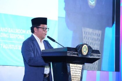 Sekjen Kemenag RI, Kamaruddin Amin, berdoa agar ASN Kanwil Kemenag Aceh yang ditangkap Densus 88 tak terbukti terlibat jaringan terorisme.