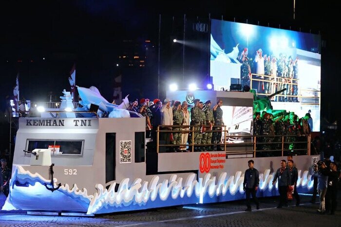 Karnaval Kemhan dan TNI Meriahkan Pesta Rakyat HUT ke-80 RI 2 Karnaval Kemhan dan TNI Meriahkan Pesta Rakyat HUT ke-80 RI